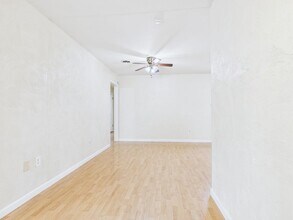 4663 SE Brighton Dr in Lawton, OK - Building Photo - Building Photo