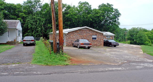 1038-1044 Fletcher St in Maryville, TN - Building Photo - Building Photo