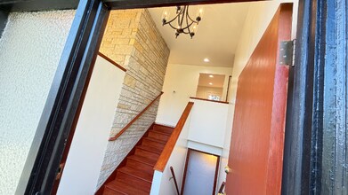 17543 7th Ave NE in Shoreline, WA - Foto de edificio - Building Photo