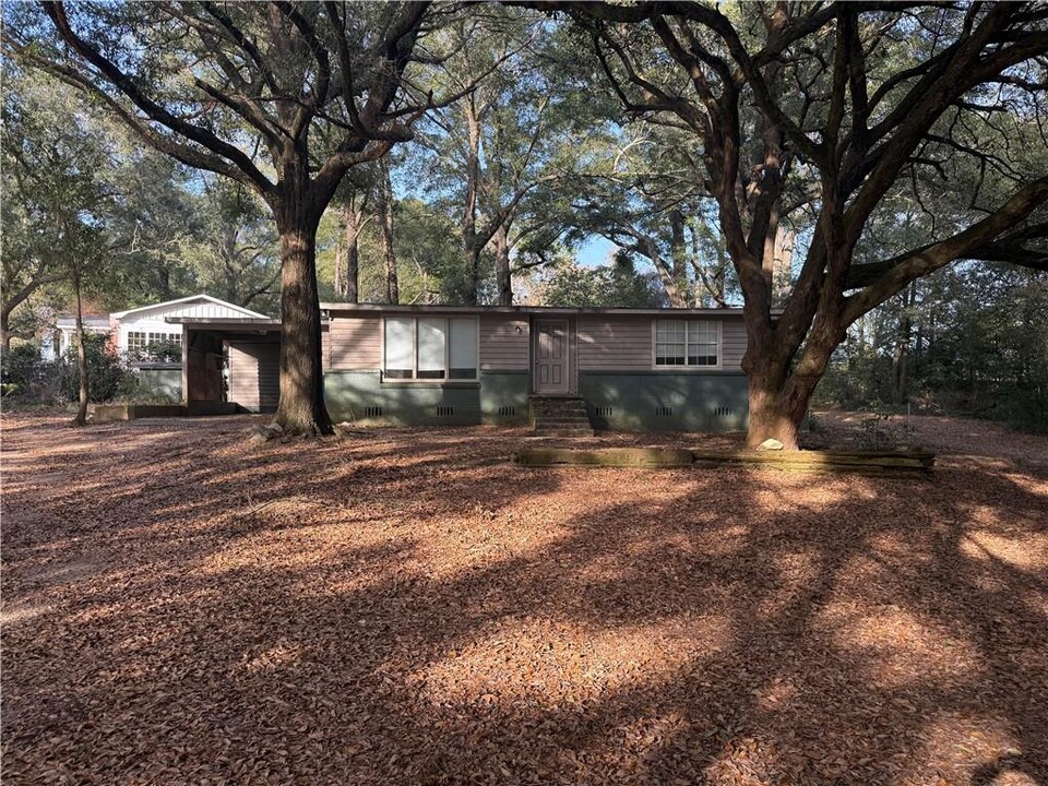 6950 Charmingdale Dr S in Mobile, AL - Building Photo