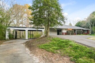 491 Kelly Dr NE in Marietta, GA - Building Photo - Building Photo
