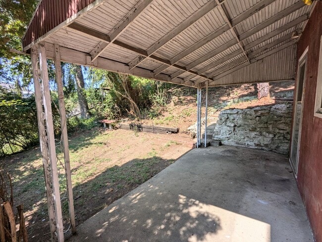 940 Rothpletz St in Pittsburgh, PA - Building Photo - Building Photo