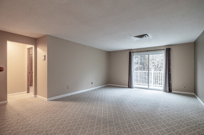 1616 South Main Street 55+ in Canton, OH - Building Photo - Interior Photo