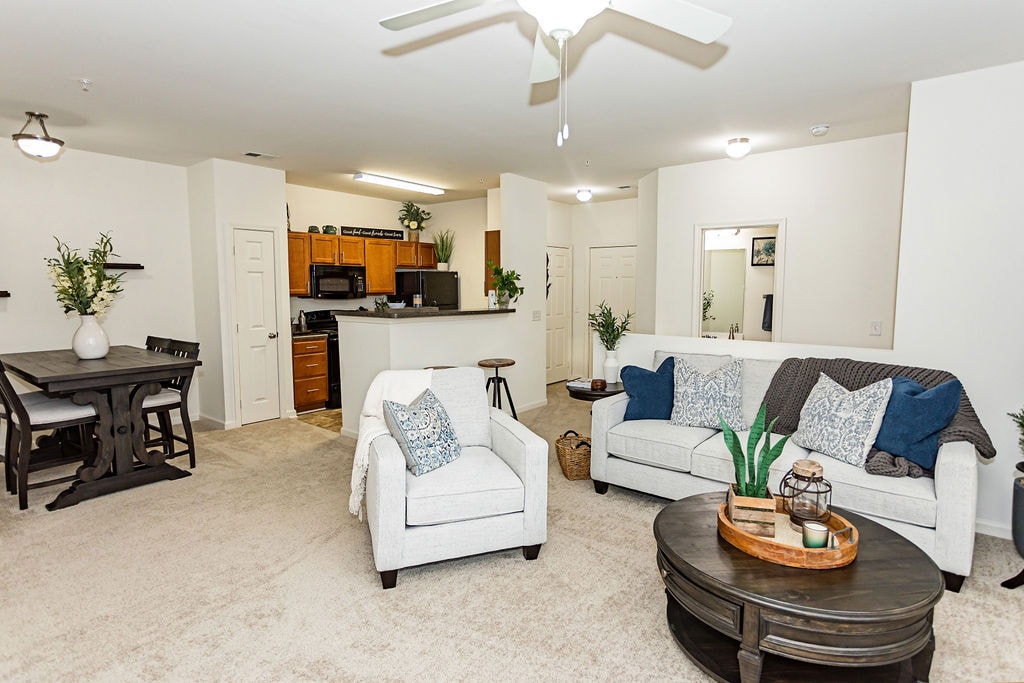 Stafford Place in Winston-Salem, NC - Foto de edificio