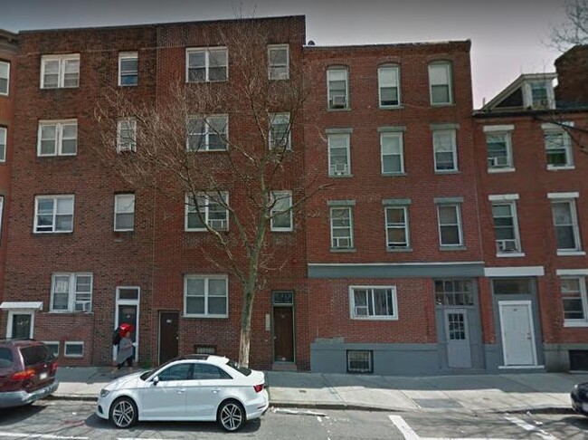 29 Chelsea St, Unit 2F in Boston, MA - Building Photo - Building Photo