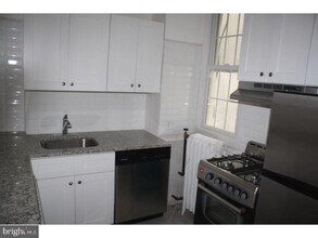 753 S 22nd St in Philadelphia, PA - Foto de edificio - Building Photo