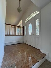 371 White Birch Ln in Jericho, NY - Building Photo - Building Photo