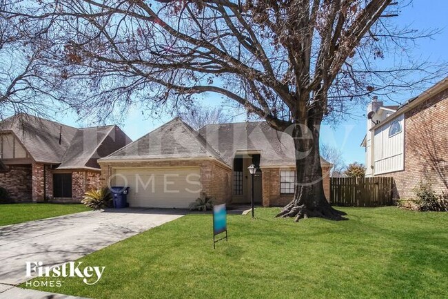 13907 Beckwith Dr in Houston, TX - Building Photo - Building Photo