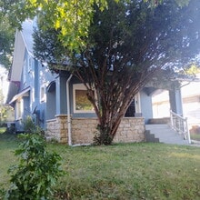 2914 Bales Ave in Kansas City, MO - Foto de edificio - Building Photo