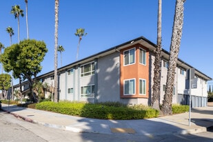 Crenshaw Manor in Inglewood, CA - Building Photo
