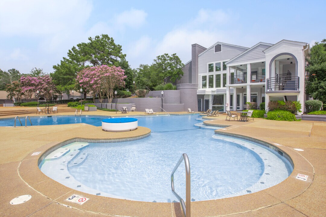 The Park at New Castle in Memphis, TN - Building Photo