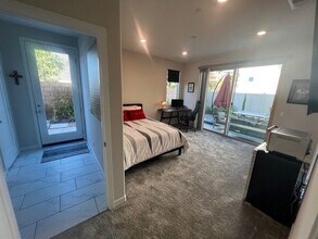 520 Serrano Summit Dr in Lake Forest, CA - Building Photo - Building Photo