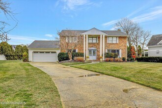 21 Breakwater Ln in Long Branch, NJ - Building Photo - Building Photo