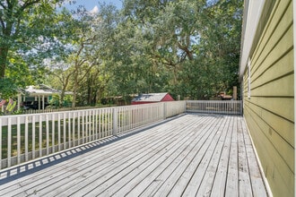 40 Horseshoe Ln in Freeport, FL - Building Photo - Building Photo