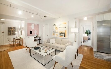 66 W 12th St in New York, NY - Building Photo - Building Photo