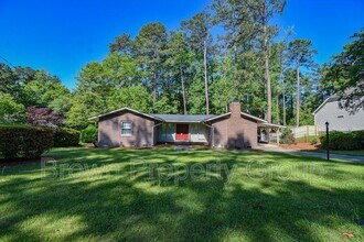 248 Westwood Dr in Fayetteville, NC - Building Photo - Building Photo