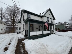 7 S Washington St in Mohawk, NY - Building Photo