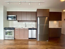 13308 Central Ave in Surrey, BC - Building Photo