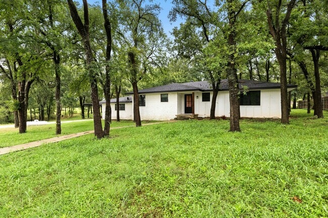 property at 256 Candyce Dr