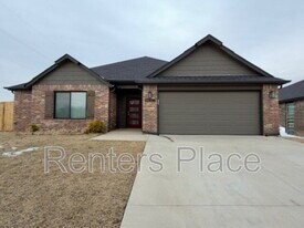 13936 S Ironwood Pl in Glenpool, OK - Building Photo