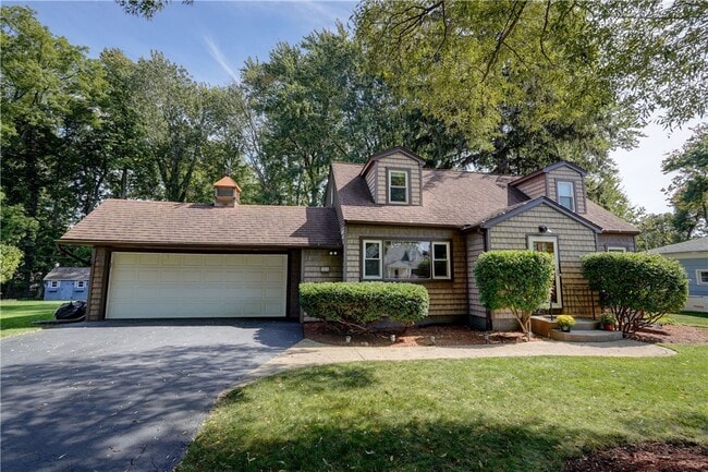 property at 984 Danby Dr