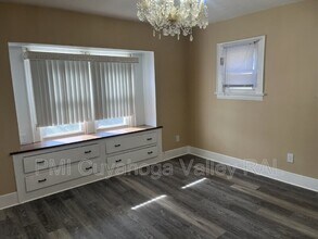 2080 Manister Ct in Akron, OH - Building Photo - Building Photo