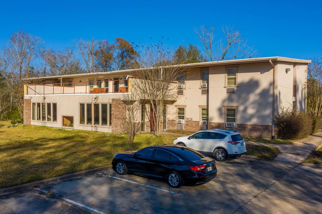 Fuselodge in Humble, TX - Building Photo