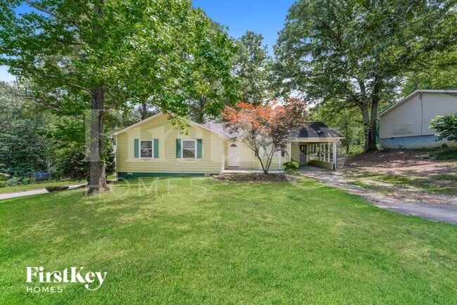 property at 3271 Canterbury Trail