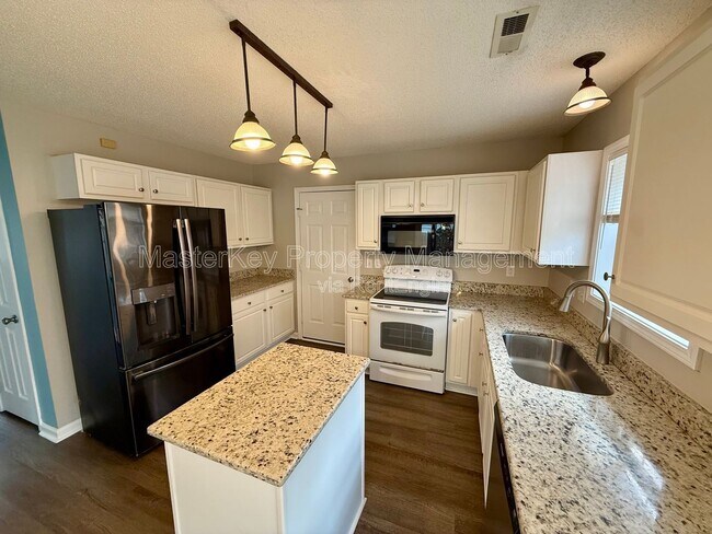 110 Ridge Lake Dr in Apex, NC - Building Photo - Building Photo