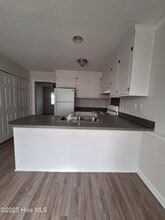3979 Sterling Pointe Dr in Winterville, NC - Building Photo - Building Photo