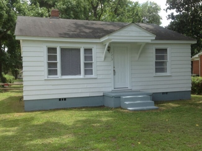1213 Washington St in Washington, NC - Building Photo - Building Photo