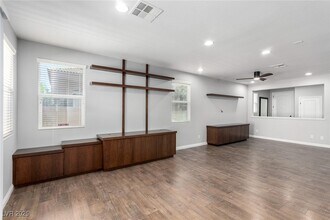 5344 Bocopa St in Las Vegas, NV - Building Photo - Building Photo