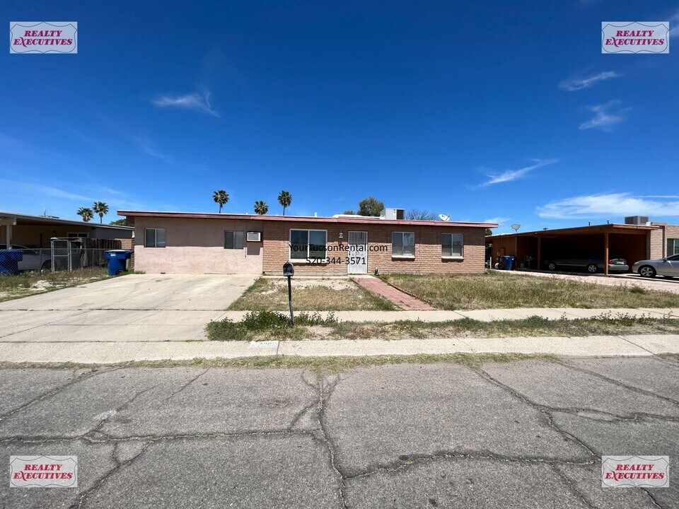 2309 E Dakota St in Tucson, AZ - Building Photo
