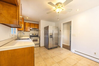 32 Marshall St in Windsor, CT - Building Photo - Building Photo