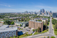 Columbus Place in Calgary, AB - Building Photo - Building Photo