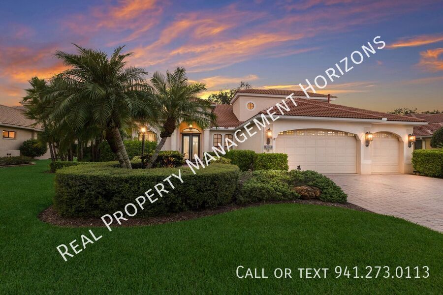 4668 Tuscana Dr in Sarasota, FL - Building Photo