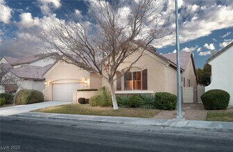 2268 Lyrical Rd in Henderson, NV - Building Photo - Building Photo