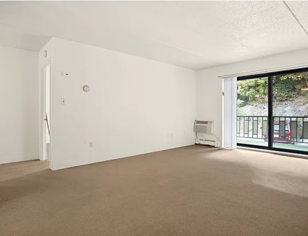 80 N Warren St, Unit 36 in Woburn, MA - Building Photo - Building Photo