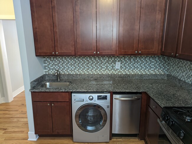 4421 N Wolcott Ave in Chicago, IL - Building Photo - Building Photo