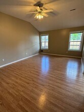 701 Manhattan Dr in Columbia, MO - Building Photo - Building Photo