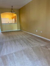 12516 Kings Crossing Dr in Gibsonton, FL - Building Photo - Building Photo