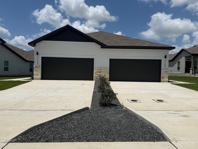 224 Schrader Dr