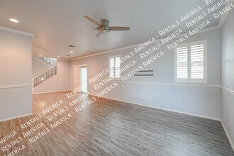 2810 N 73rd Dr in Phoenix, AZ - Building Photo - Building Photo