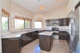 510 S Lagoon Dr in Gilbert, AZ - Building Photo - Building Photo