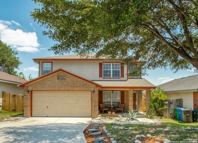 property at 718 Bobcat Creek