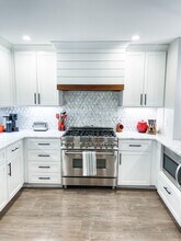 303 Woodland Shores Rd in Charleston, SC - Foto de edificio - Building Photo