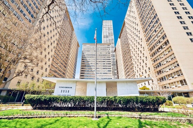 property at 3950 N Lake Shore Dr