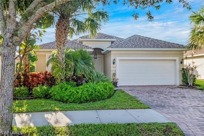 8416 Benelli Ct in Naples, FL - Building Photo - Building Photo