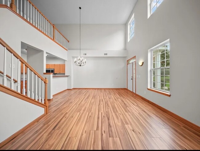 property at 1507 Liberty Cir