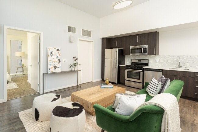 1317 7th St in Santa Monica, CA - Building Photo - Building Photo